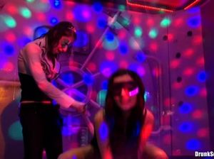 Порно вечеринки с распутными девушками  (26 фото эротики)