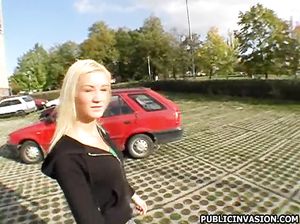 Пикапер заплатил телке и дал ей пососать