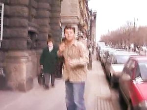 Богатый пикапер снял на улице сразу двух телочек