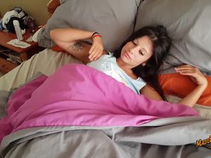 Утренний стояк привел к жаркому домашнему сексу