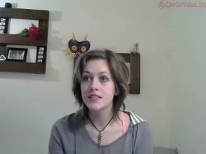 Девчонка садится пиздой на лицо парня в секс чате