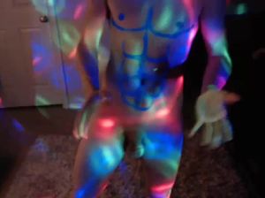 Веселая секс вечеринка перед включенной вебкамерой