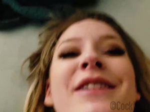 Сексуальная мама занимается любовью с сыном