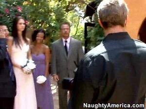 Невесты В Нейлоне Порно Видео