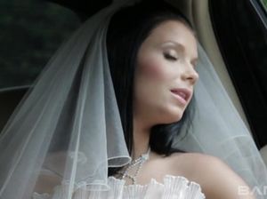 Порно Невеста Изменяет На Свадьбе