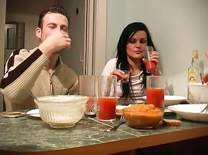 Секс с курящей студенткой после вечеринки