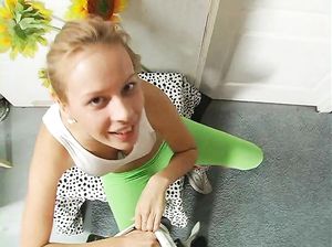 Русскую гимнастку ебут в разных позах